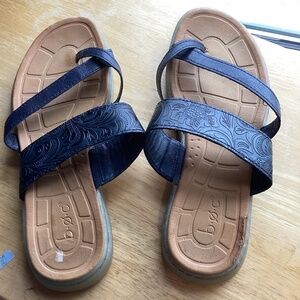 BOC women’s Blue sandals new no tag 10M 10W please read